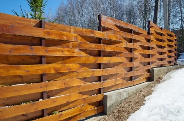 Decorative wood fencing shown on Dunbar’s website